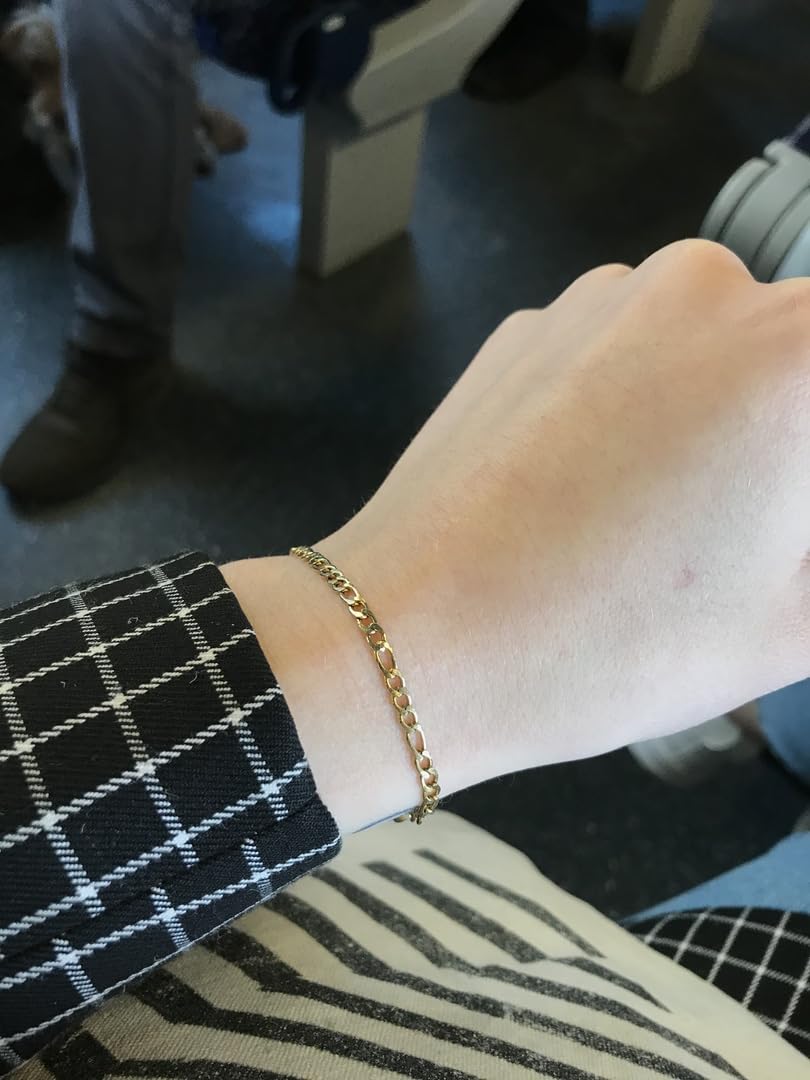 Hey Harper Dainty Gold Bracelet For Women Thin Gili - Waterproof Sweatproof No Tarnish Jewelry - Adjustable, 14k Gold Plated Paperclip Bracelet, Cuban Link - Gift for Women - Image 4