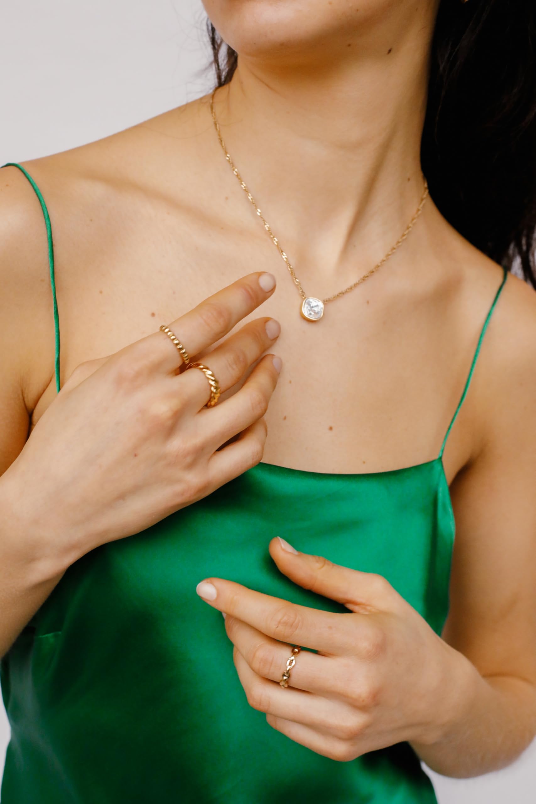 Hey Harper Gold Necklace For Women Trendy Necklace - 14K Golden PVD Coating Waterproof & Sweatproof Non Tarnish Jewelry Chain Necklaces - Image 7